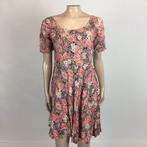 Vintage 90's Komil Hawaii Rayon Floral Dress T28